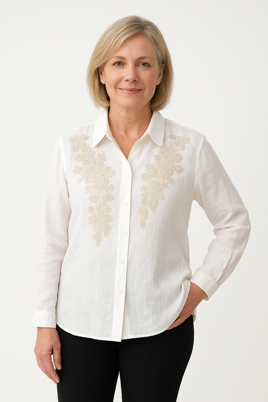 Camisa blanca con bordado floral